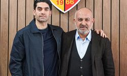 Kayserispor, Ali Karimi'nin sözleşmesini uzattı