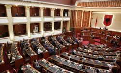 Arnavutluk parlamentosu 'göçmen anlaşmasını' onayladı