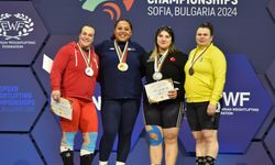 Fatmagül Çevik'ten Avrupa Halter Şampiyonası'nda 2 bronz madalya
