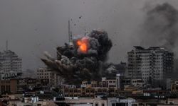İsrail ordusu, Gazze'nin güneyine düzenlediği saldırıda 15 Filistinliyi öldürdü