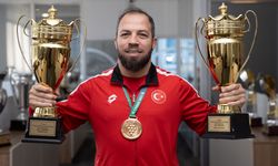 Öldü sanılan güreşçi olimpiyat şampiyonu oldu