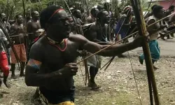 Papua Yeni Gine'deki kabile çatışmasında 53 kişi öldü