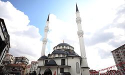 Ankara'da Yenimahalle Yıldırım Beyazıt Cami dualarla açıldı