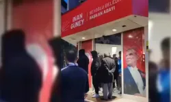 AK Partili bir grup genç CHP’nin seçim ofisine gitti: Semtini satanı biz de satarız