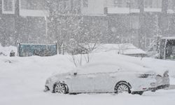 Bitlis merkezde kar kalınlığı 15 santimetre