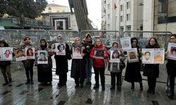 Cumartesi Anneleri gözaltında kaybedilen kadınların akıbetini sordu