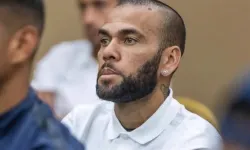 Dani Alves 1 milyon avro kefalet ödeyerek cezaevinden çıktı