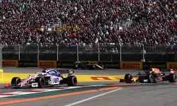 F1'de sezonun ilk yarışı Bahreyn Grand Prix'sini Verstappen kazandı