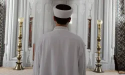 Samsun'da görevli imam camide kendini astı