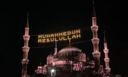 İstanbullular İlk teravih namazı için camilere akın etti