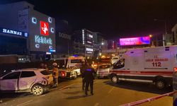 Cadde üzerine kaza raporu hazırlayanlara otomobil çarptı: 2 ölü, 7 yaralı