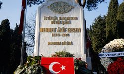 Mehmet Akif Ersoy kabri başında anıldı