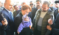 Meral Akşener, Gönen'de esnaf ziyareti yaptı