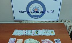 Ruhsatsız kıraathanede kumar oynayan 4 kişiye 25 bin 700 lira ceza