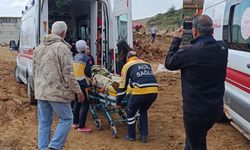 İnşası süren deprem konutlarında iskele çöktü; 4 işçi yaralı