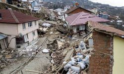 Tokat'ta toprak kayması yaşanan köyde afet evleri yapılacak