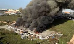 İstanbul Tuzla'da bir fabrikada yangın çıktı