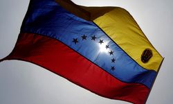 Venezuela, hava sahasını Arjantin'den gelen tüm uçaklara kapadı