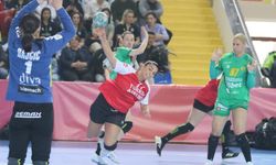 A Milli Kadın Hentbol Takımı, Karadağ'a 30-28 kaybetti