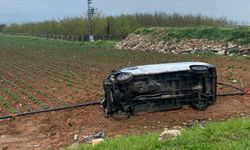 Gaziantep'te kamyonet ile otomobil çarpıştı: 2 ölü, 5 yaralı