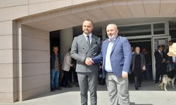 Yeni Yusufeli'nin ilk başkanı CHP'li Demirci, mazbatasını aldı