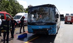 3'ü halk otobüsü, 7 aracın karıştığı kazada 8 kişi yaralandı