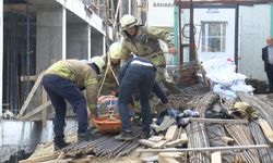 Bağcılar'da inşat işçisi 10 metre yükseklikten düştü: 1 saatlik çalışma sonucu kurtardı
