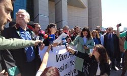 İstanbul’da avukatların Van eyleminde 14 kişi gözaltına alındı