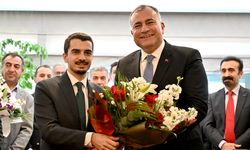 Çankaya Belediye Başkanı Hüseyin Can Güner görevi devraldı