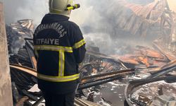 Kahramanmaraş’ta mobilya fabrikasındaki yangın 3,5 saatte söndürüldü