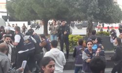 İstanbul Valiliği: Korsan gösteri yapan 132 kişi gözaltına alındı