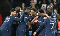 Ligue 1'de şampiyon PSG, Nice'i 2-1 yendi