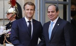 Sisi ve Macron, Gazze'de ateşkes çabalarını görüştü