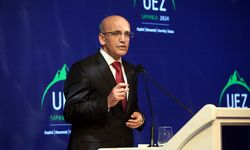 Mehmet Şimşek, 'kamuda tasarruf' için 2024'ün ikinci yarısını işaret etti