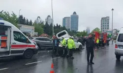 İstanbul'da 7 araç birbirine girdi: Yaralılar var