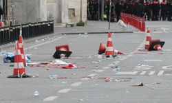 Saraçhane’de 1 Mayıs'tan geriye taş, flama ve çöpler kaldı