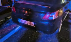 Aksaray'da otomobiller çarpıştı, 6 kişi yaralandı