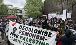 Berlin'de üniversite öğrencilerinden Filistin'e destek gösterisi