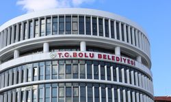 Bolu Belediyesi, CHP ile AK Parti'nin il başkanlarına 'izmarit atma' cezası kesti