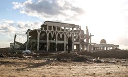 İsrail, Gazze Havalimanı'nın kalıntılarını yok etti