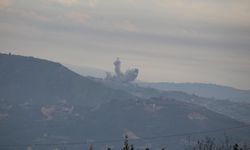 İsrail ordusu, Lübnan'ın güneyinde Hizbullah'a ait 3 bölgeye saldırı düzenledi