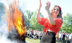 Edirne'de Kakava ateşi binlerce kişinin katımıyla yakıldı