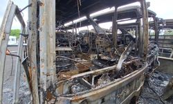 15 aracın yandığı yangında hasarın boyutu gün ağarınca ortaya çıktı