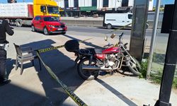 Kocaeli'de motosikletle cip çarpıştı: 1'i ağır, 2 yaralı