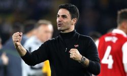 İngiltere'de sezonun en iyi teknik direktörü Mikel Arteta