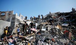İsrail, Nusayrat Mülteci Kampı'na saldırdı: En az 20 kişi öldü