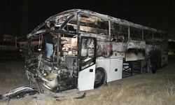 Pakistan'da yolcu otobüs vadiye düştü, en az 28 kişi öldü