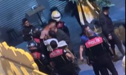 İzmir'de polis memuru saldırıya uğradı