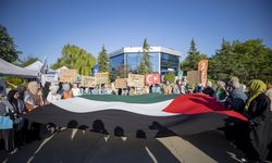 Sakarya'da üniversite öğrencileri Gazze'ye destek için çadır nöbeti başlattı