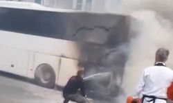 Sakarya'dan Edirne'ye giden tur otobüsü Başakşehir'de yandı